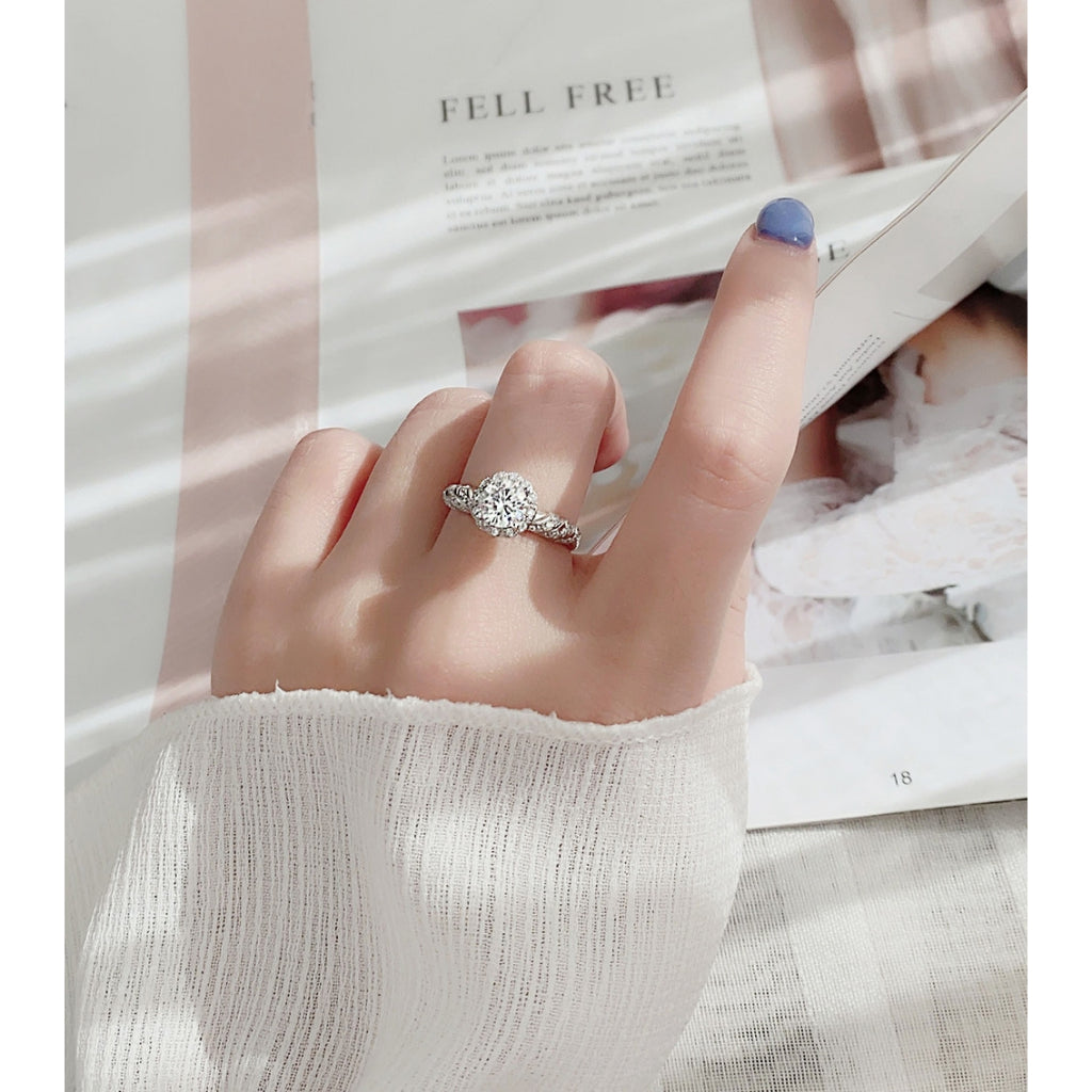 Round Cut Moissanite Classic Ring — 0.5ct, D-color, VVS1, 18K Gold Vermeil
