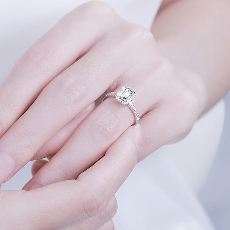 Round Cut Moissanite Square Ring — 0.5ct, D-color, VVS1, 18K Gold Vermeil