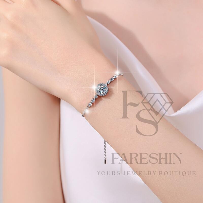 Round Cut Moissanite Star Bracelet — 1.0ct, D-color, VVS1, 925 Sterling Silver