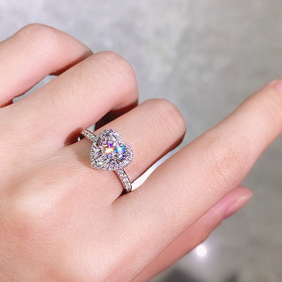 Round Cut Moissanite Heart Ring — 0.5ct, D-color, VVS1, 18K Gold Vermeil