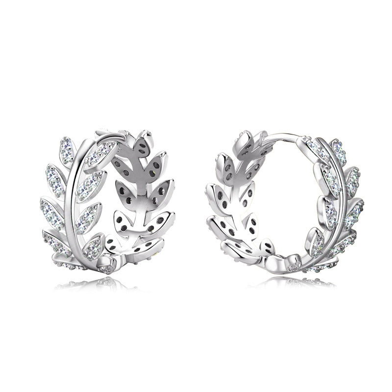 Round Cut Moissanite Classic Ring — 2ct, D-color, VVS1, 925 Sterling Silver