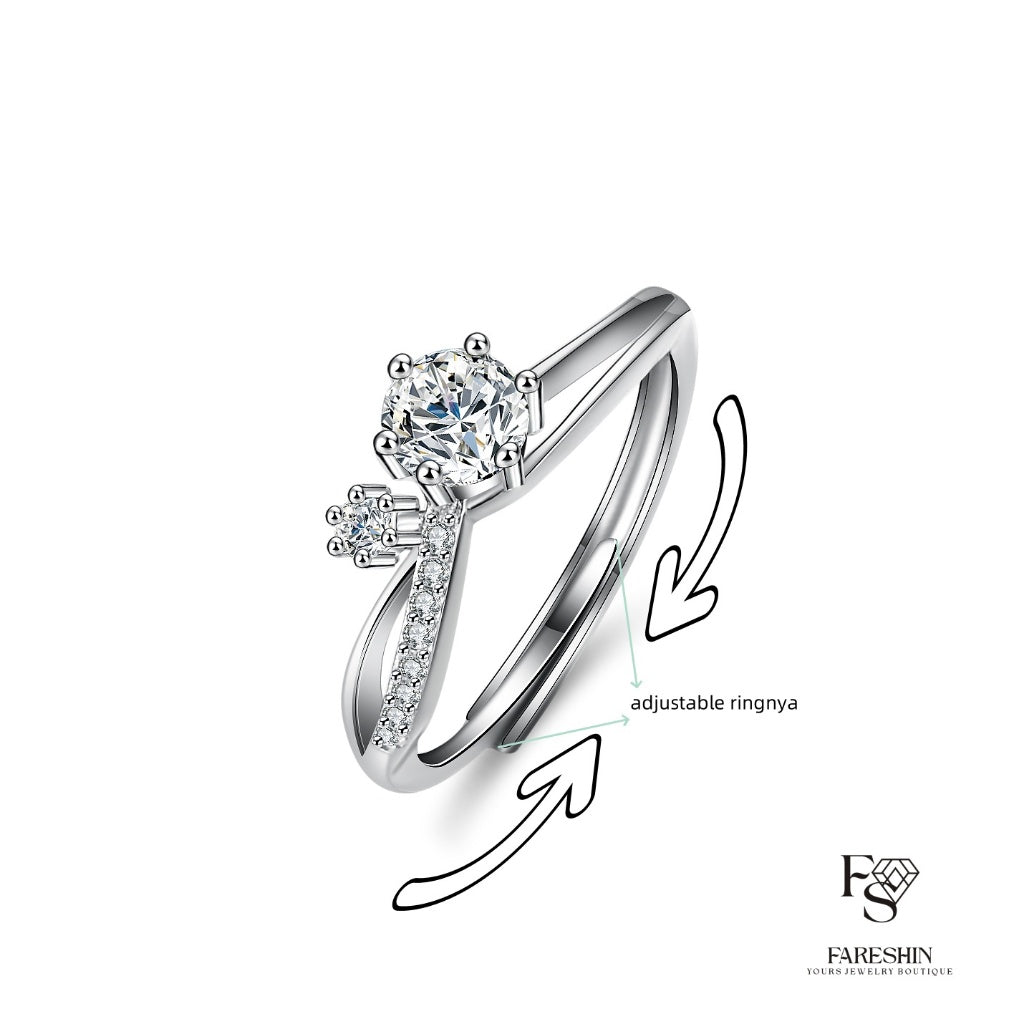 Round Cut Moissanite Star Ring — 0.5ct, D-color, VVS1, 18K Gold Vermeil