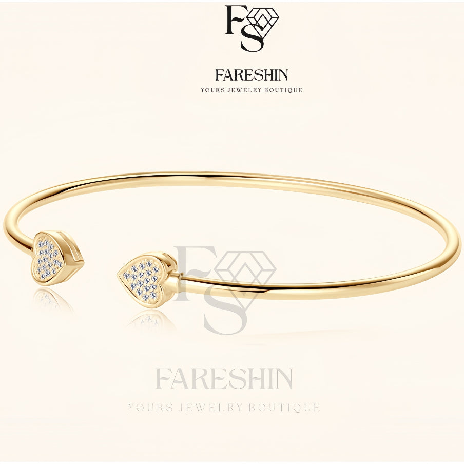 Round Cut Moissanite Heart Bracelet — 0.14ct, D-color, VVS1, 925 Sterling Silver