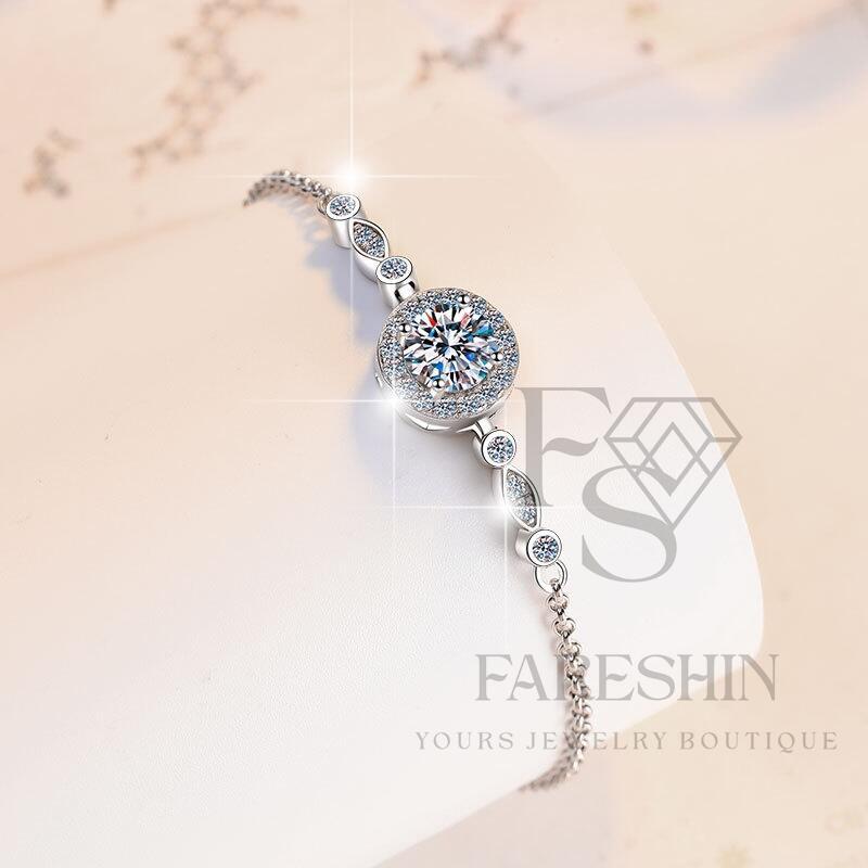 Round Cut Moissanite Star Bracelet — 1.0ct, D-color, VVS1, 925 Sterling Silver