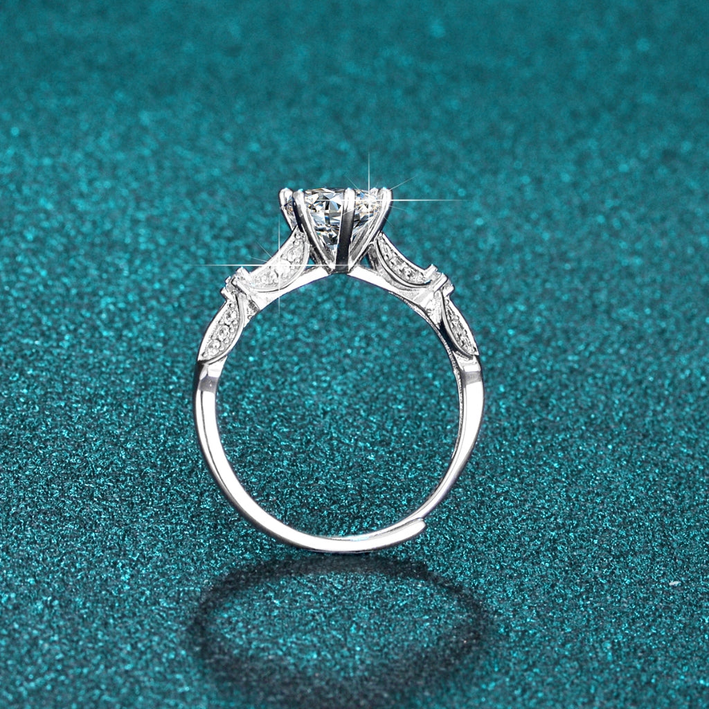 Round Cut Moissanite Classic Ring — 1.0ct, D-color, VVS1, 18K Gold Vermeil