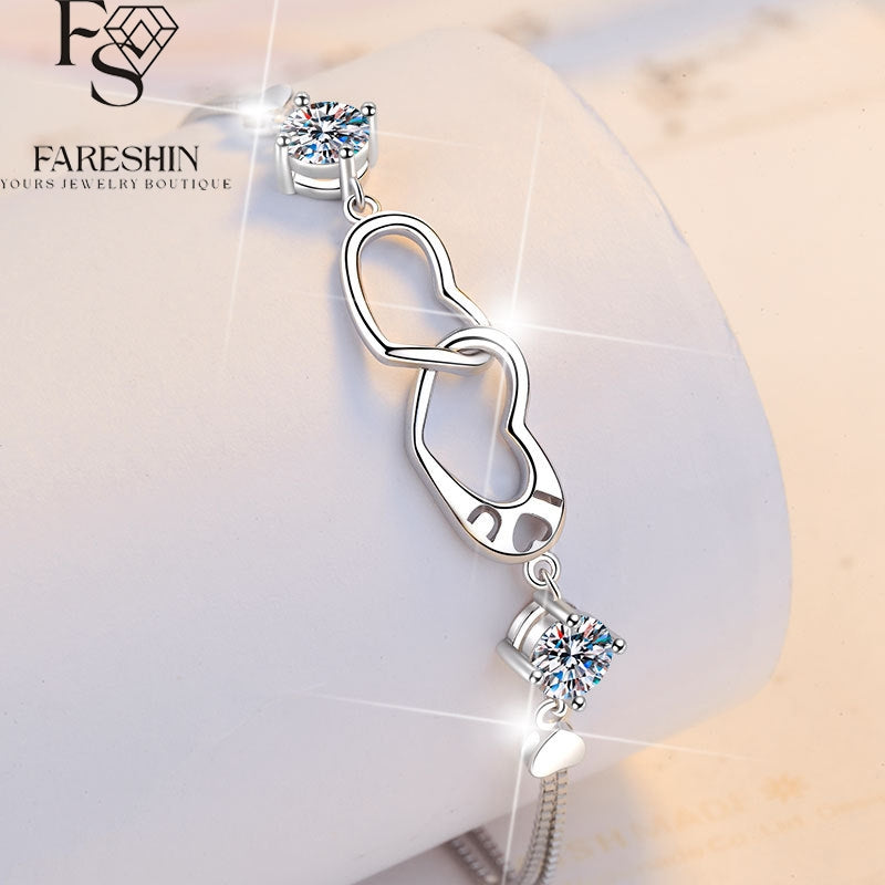 Round Cut Moissanite Heart Bracelet — 0.5ct, D-color, VVS1, 925 Sterling Silver