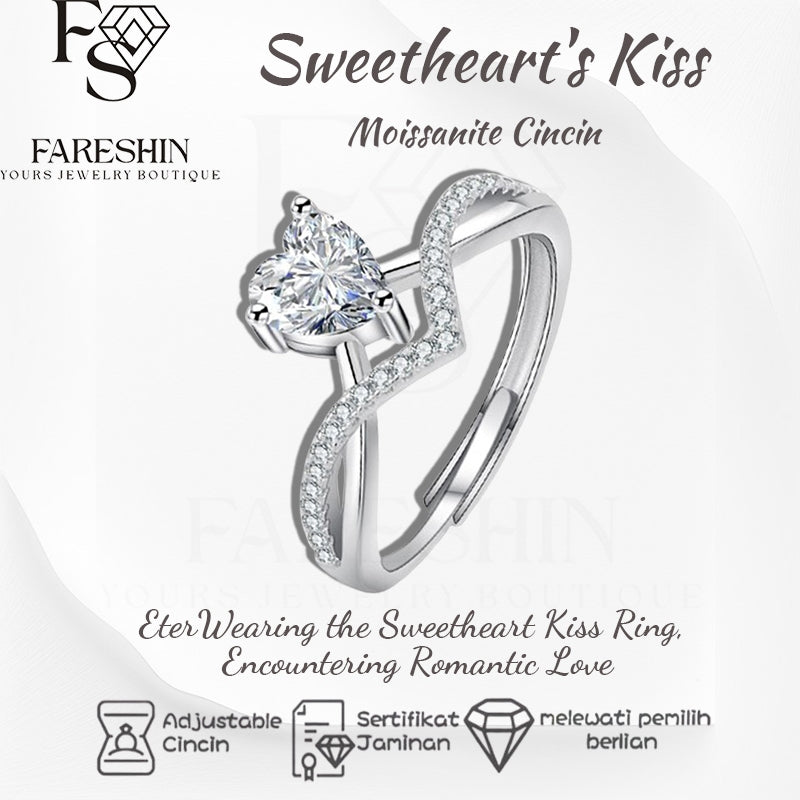 Round Cut Moissanite Heart Ring — 0.5ct, D-color, VVS1, 18K Gold Vermeil