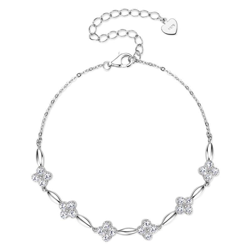 Round Cut Moissanite Heart Bracelet — 0.72ct, D-color, VVS1, 925 Sterling Silver