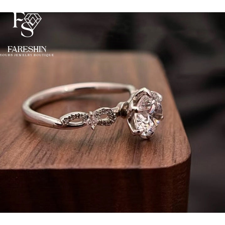 Round Cut Moissanite Classic Ring — 1.0ct, D-color, VVS1, 18K Gold Vermeil