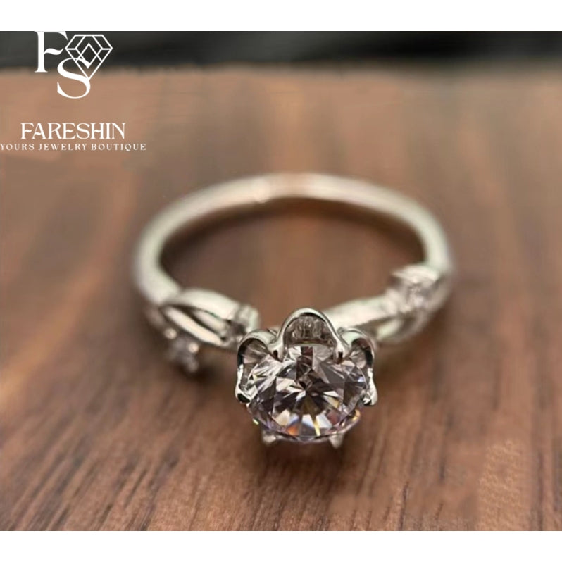 Round Cut Moissanite Classic Ring — 1.0ct, D-color, VVS1, 18K Gold Vermeil