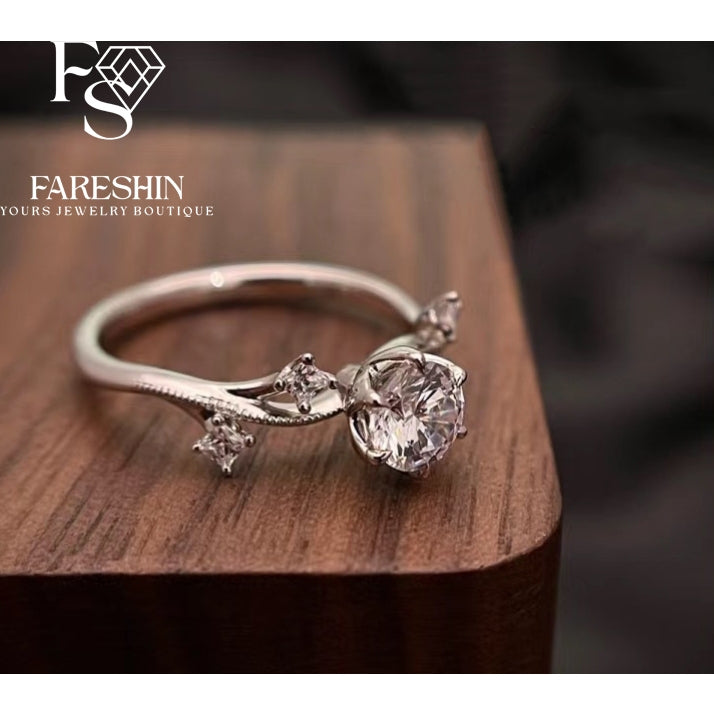 The Berlin Solitaire Ring