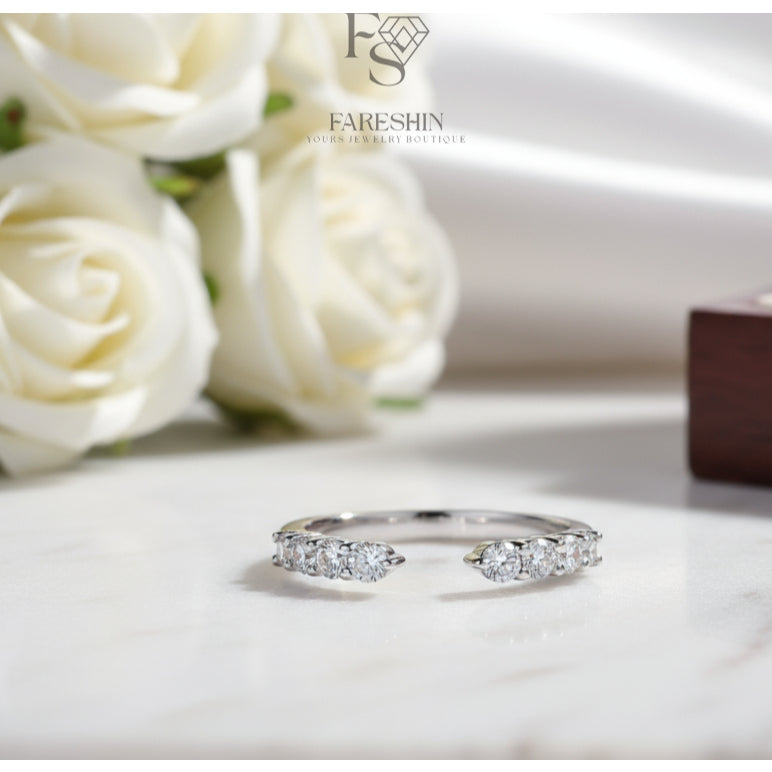 Round Cut Moissanite Star Ring — 0.5ct, D-color, VVS1, 18K Gold Vermeil