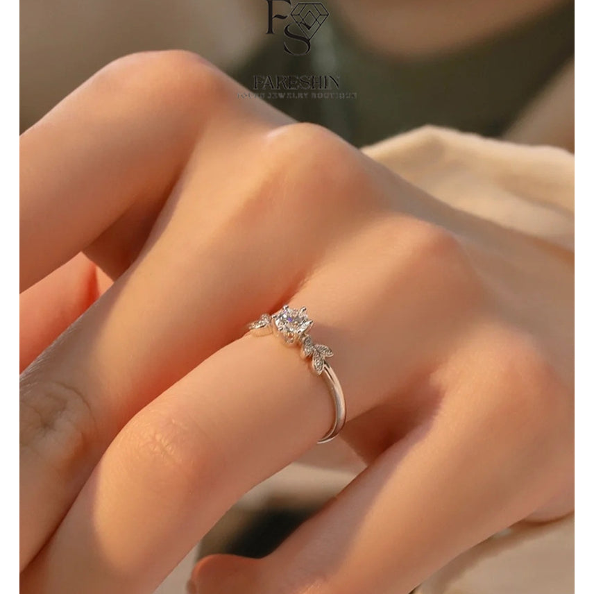 Round Cut Moissanite Heart Ring — 0.5ct, D-color, VVS1, 18K Gold Vermeil