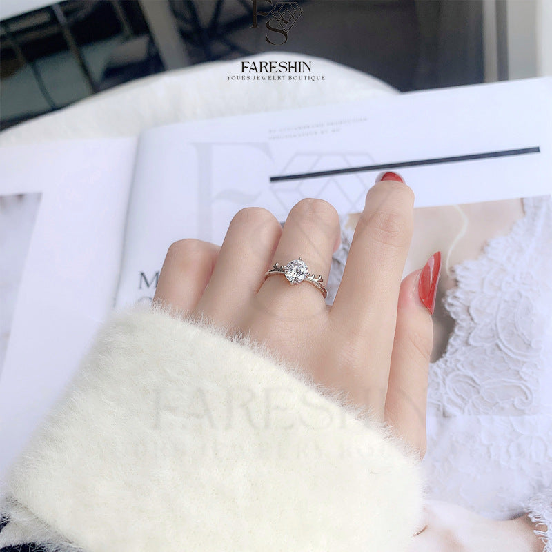 Round Cut Moissanite Heart Ring — 0.5ct, D-color, VVS1, 18K Gold Vermeil