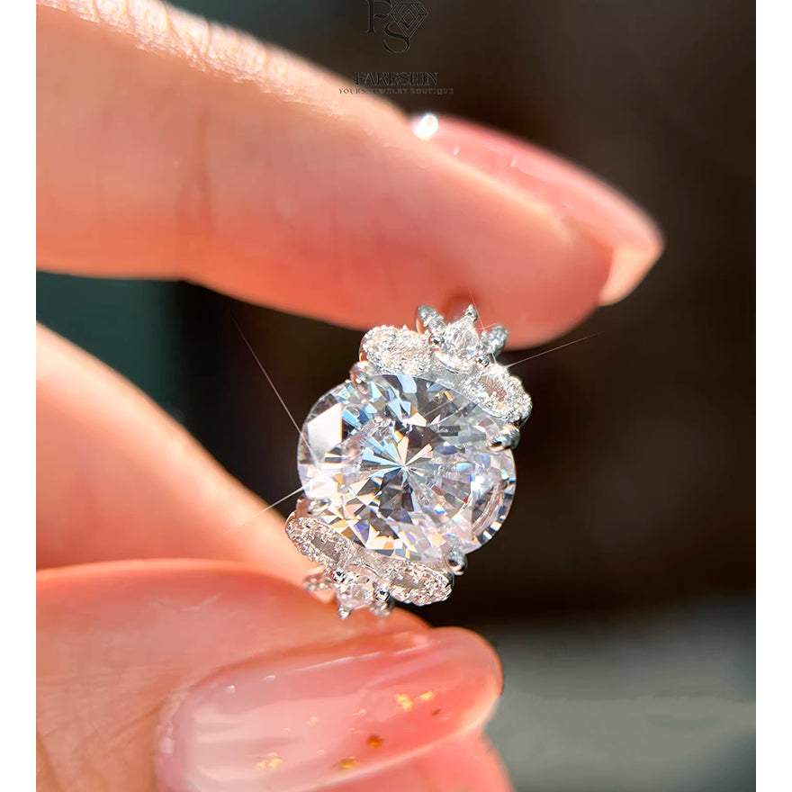 Round Cut Moissanite Classic Ring — 0.5ct, D-color, VVS1, 18K Gold Vermeil
