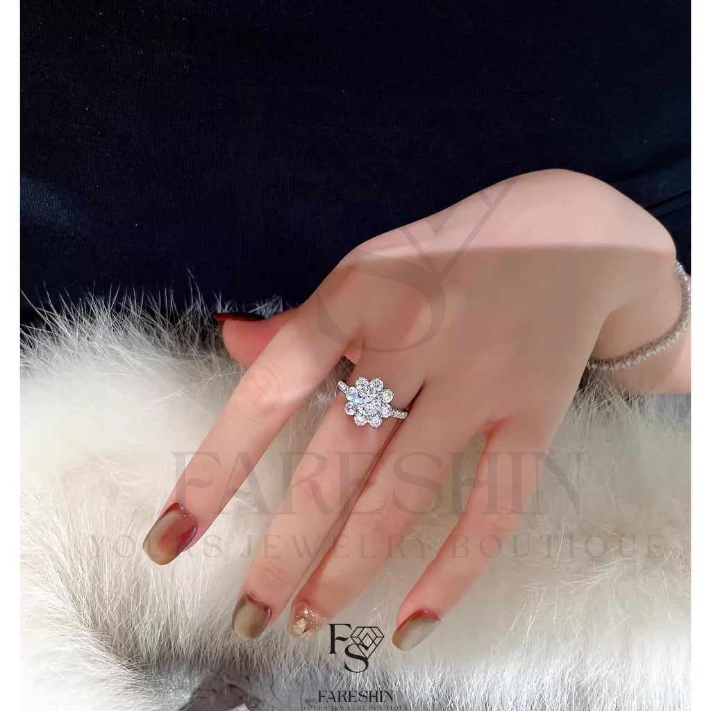 Round Cut Moissanite Classic Ring — 0.5ct, D-color, VVS1, 18K Gold Vermeil
