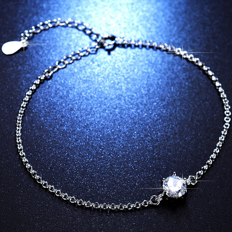 Round Cut Moissanite Heart Bracelet — 0.5ct, D-color, VVS1, 925 Sterling Silver