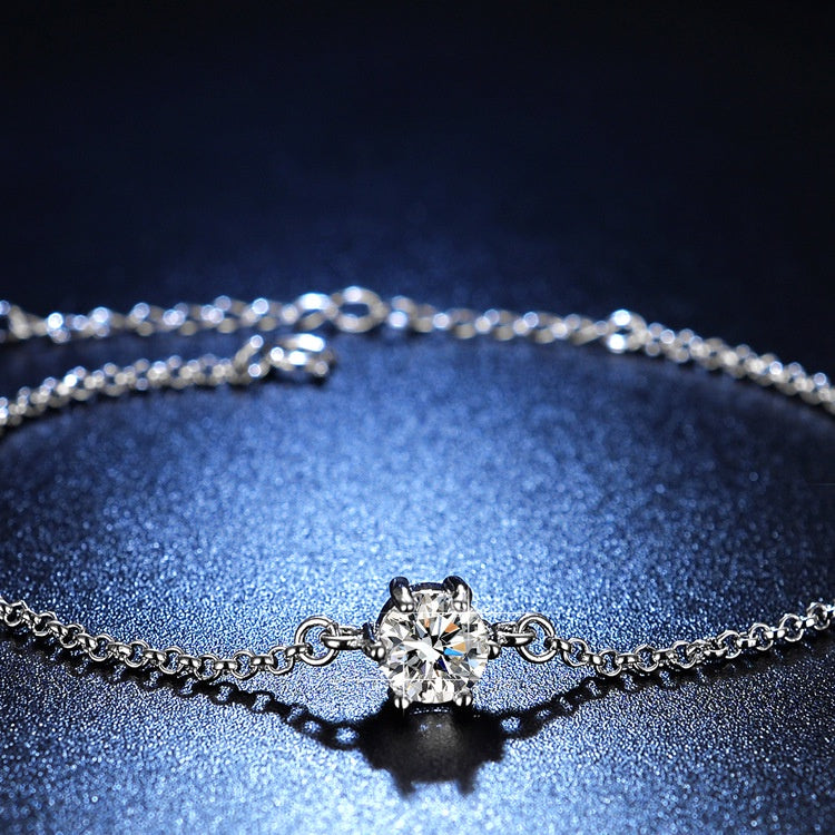 Round Cut Moissanite Heart Bracelet — 0.5ct, D-color, VVS1, 925 Sterling Silver